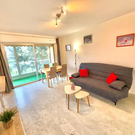 La Rose Rouge Avec Balcon Apartment Mandelieu-la-Napoule